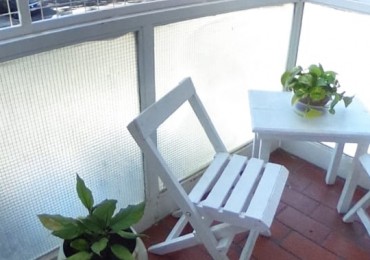 OPORTUNIDAD!!  IMPECABLE DEPARTAMENTO EN BOEDO 4 AMB, 90 m2 Y BALCÓN CON VISTA AL FRENTE