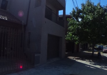 VENTA CHALET SAN ANTONIO DE PADUA  6 AMB  2 PTS TODO A NUEVO, GARAGE DOBLE, PISCINA DE 11X6 S/ LOTE DE 53 MTS DE FONDO